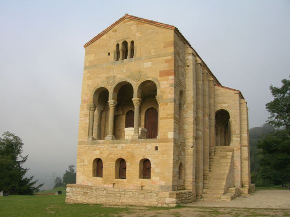 Santa María del Naranco